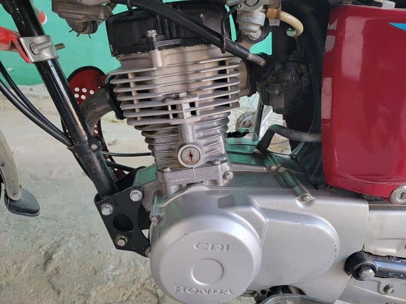 Honda 125, 17 modal in best condition 6