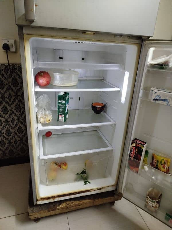 Samsung refrigerator full size for sale 0