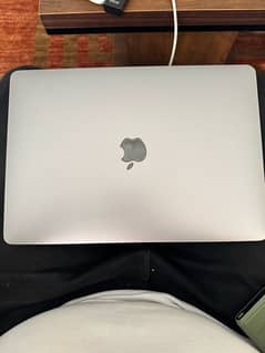 MacBook Air M1 8/256