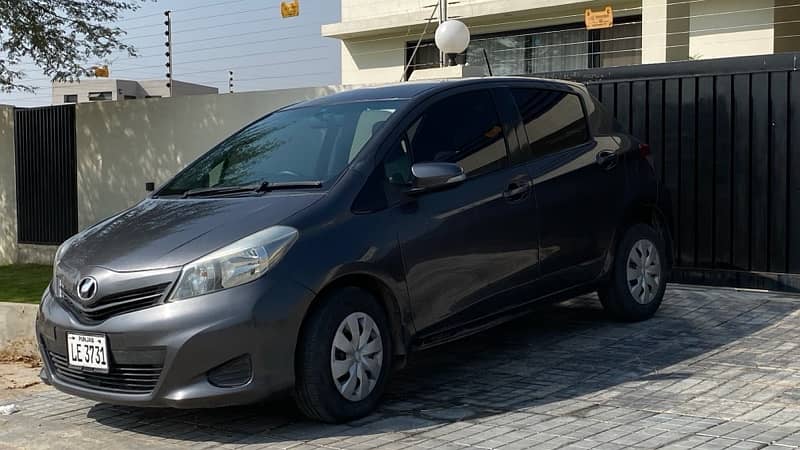 Toyota Vitz 2011 0