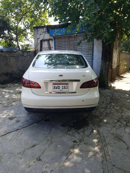 Nissan Blue Bird 2006 2