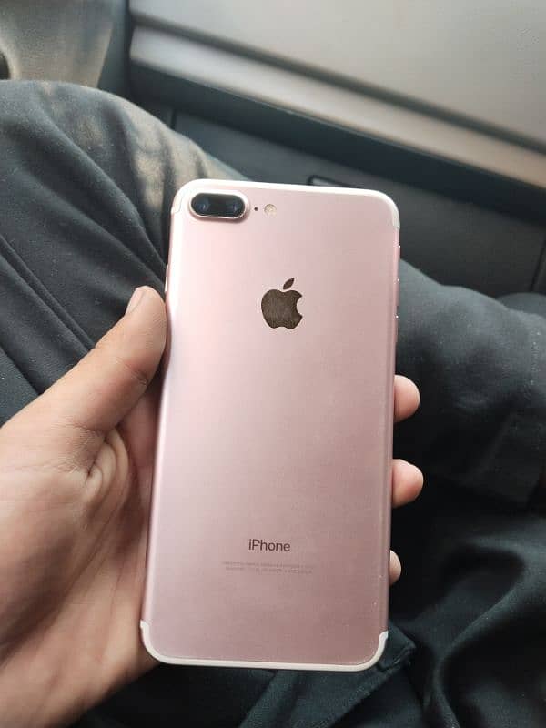 iphone  7 plus 4