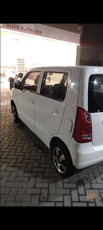 Suzuki Wagon R 2020 3