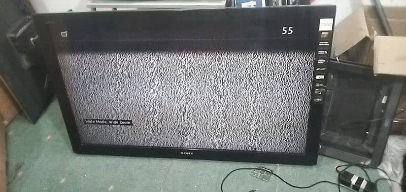 Sony LCD TV CX 52 inch 4