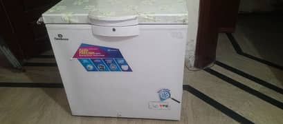 dawlance deep freezer with energy saver technology