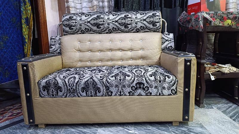 Sofa Set in Very Good Condition 1