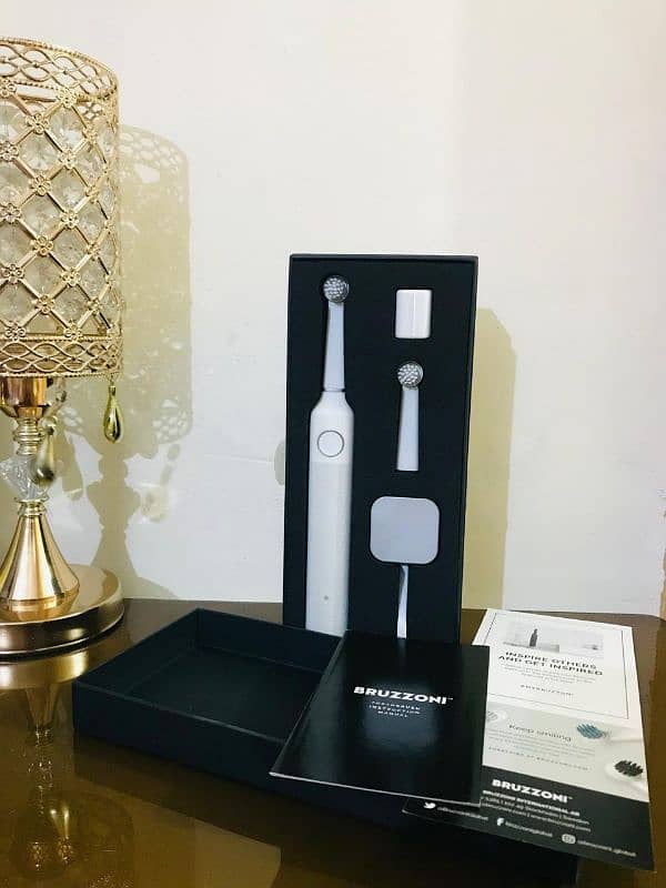 brand new luxury wall street limited edition electric toothbrush 2