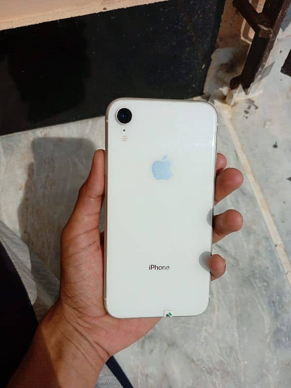 iphone XR 0