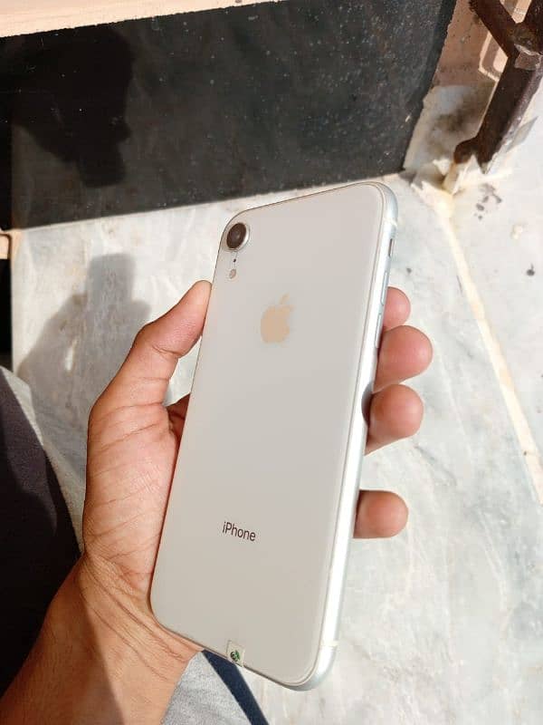 iphone XR 3