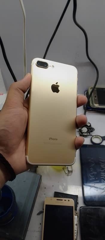 Iphone 7Plus 32GB 0