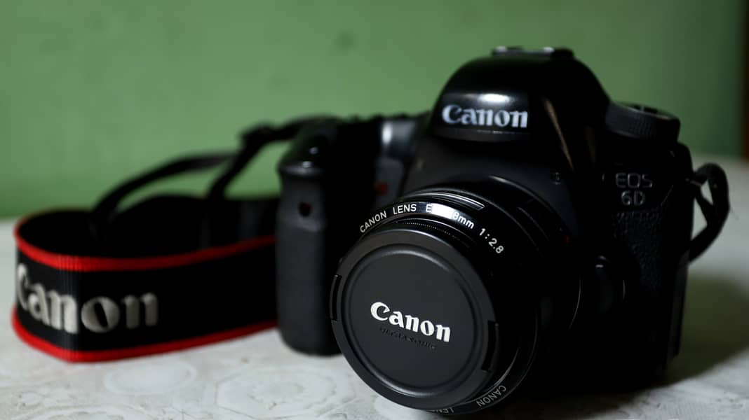 Canon 6D full frame body with 28mm 2.8 8