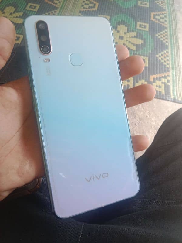 vivo y17 8/256 0