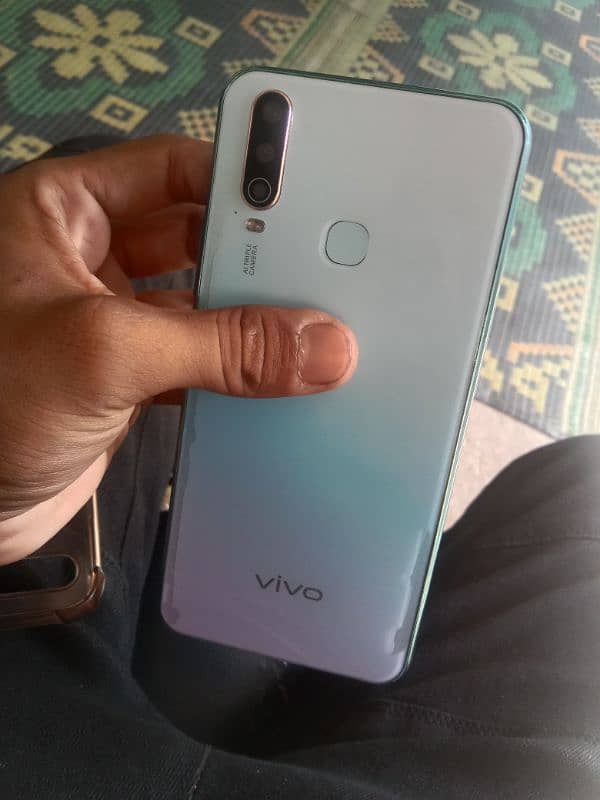 vivo y17 8/256 3