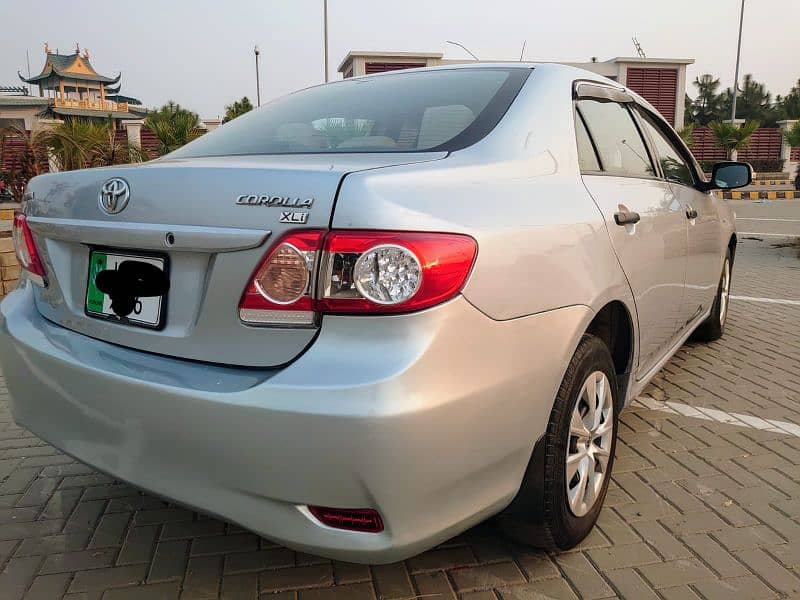 Toyota Corolla XLI 2013 5