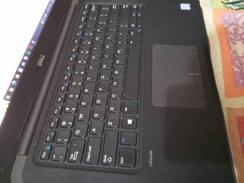 Dell latitude 3380 core i3 6th generation 2