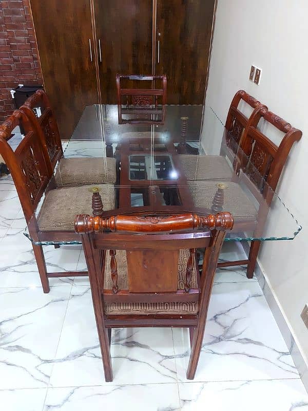 Dinning Table + 6 Seats 0