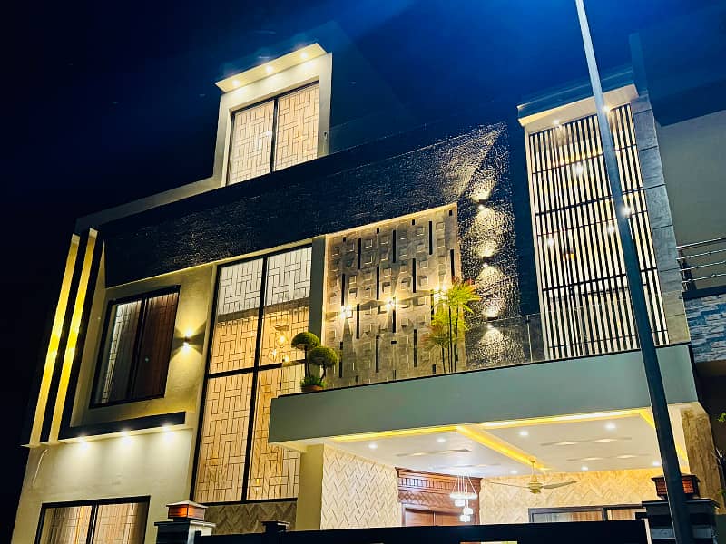 Modern Design Corner 10 Marla House For Sale | Citi Housing Gujranwala 2