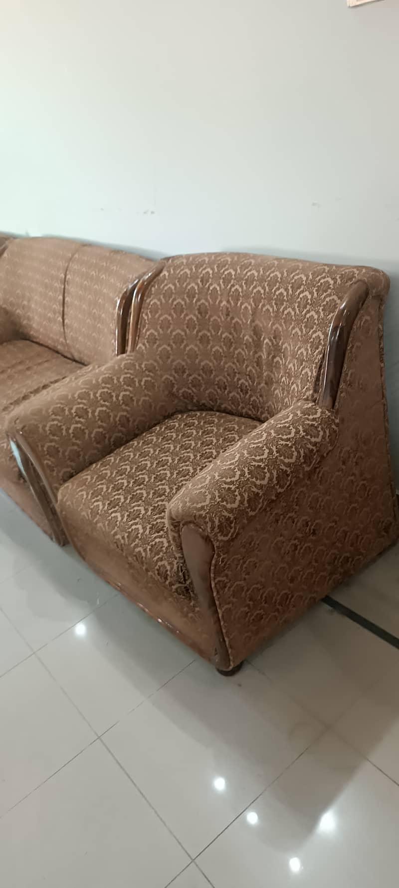 Brown Sofa Set Urgent Sale! 1