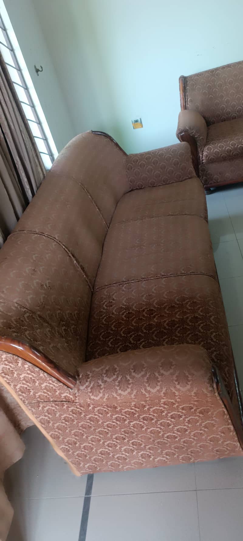 Brown Sofa Set Urgent Sale! 8