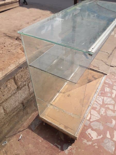 5mm Glass counter showcase for shop 5