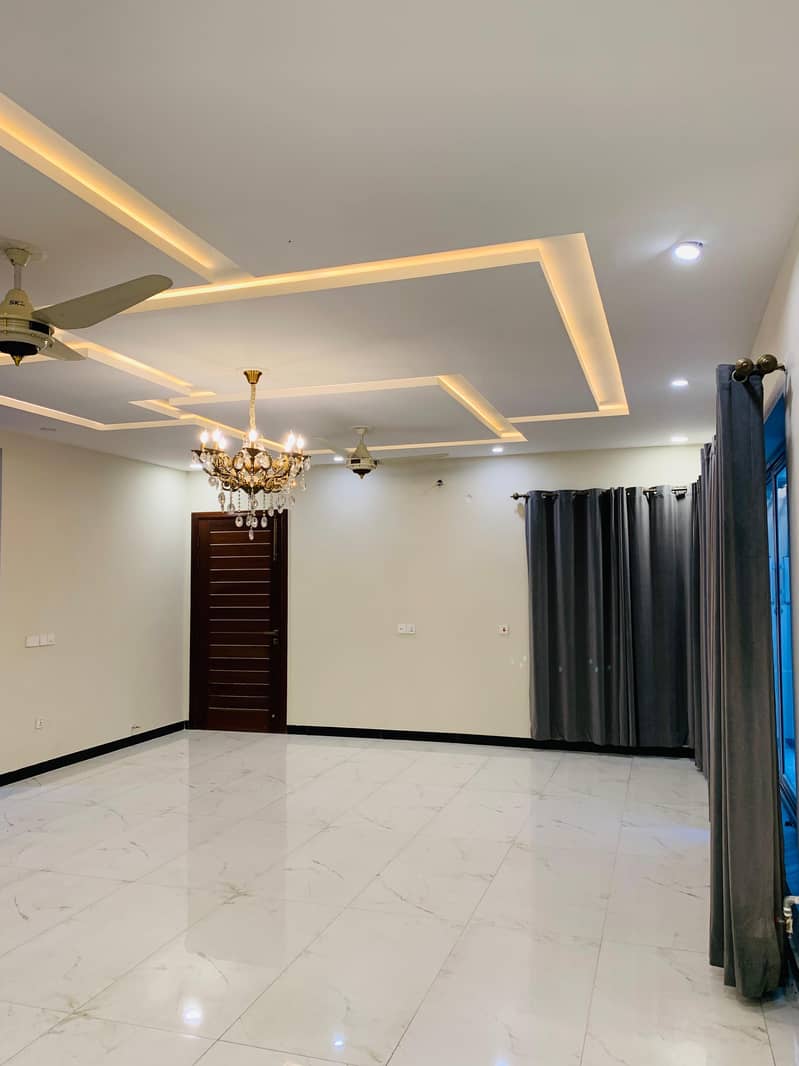 1 kanal 3 bed portion for rent dha 2 islamababd 2