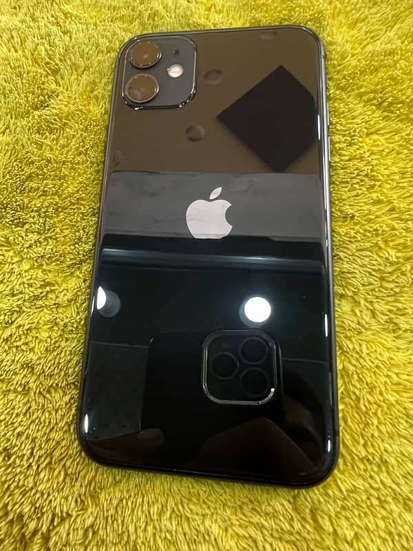 iPhone 11 03045931373 0