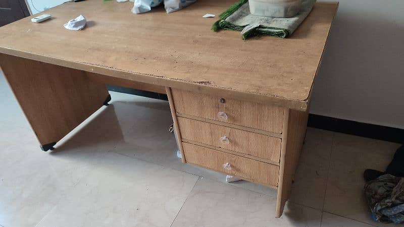 multi purpose table for shop,office, computer, counter for sale 0