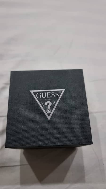 Guess watch 0