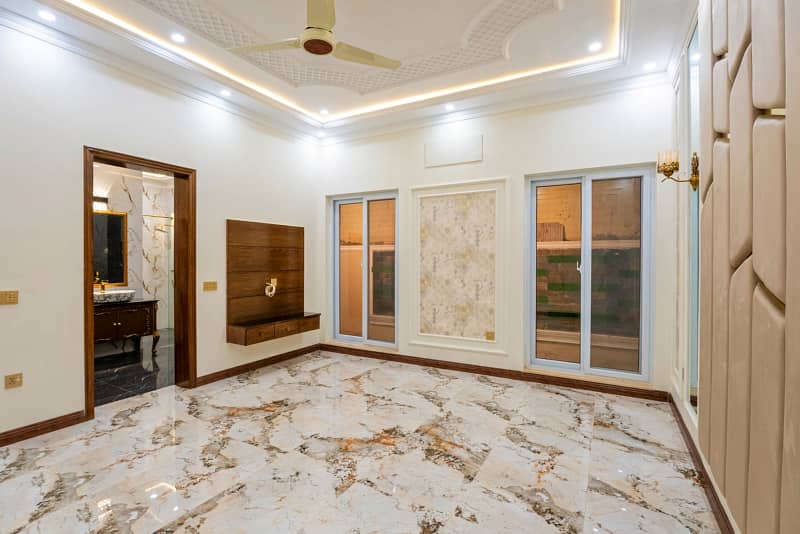 LUXURY SPANISH CORNER HOUSE FOR SALE IN DHA 11 RAHBER SECTOR 1 BLOCK C 21