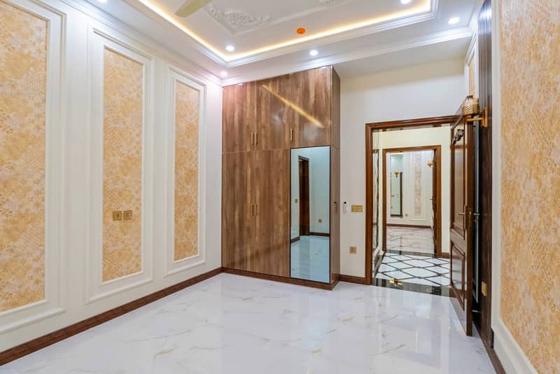 LUXURY SPANISH CORNER HOUSE FOR SALE IN DHA 11 RAHBER SECTOR 1 BLOCK C 37