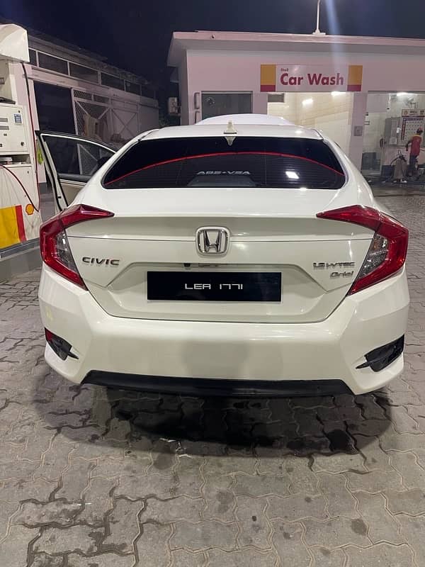 Honda Civic VTi Oriel ug 2016 1