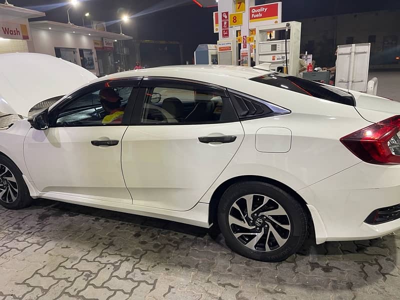 Honda Civic VTi Oriel ug 2016 2