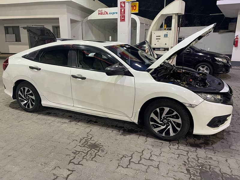 Honda Civic VTi Oriel ug 2016 3