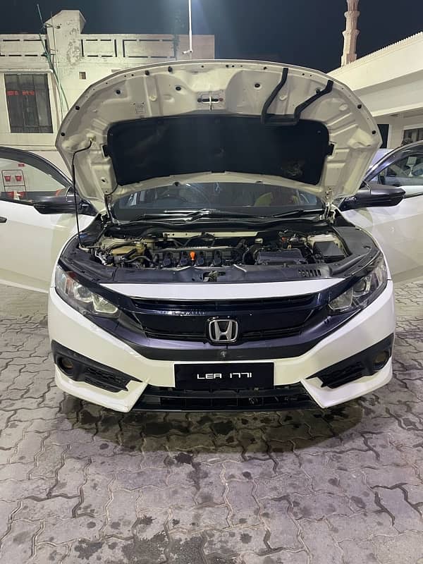 Honda Civic VTi Oriel ug 2016 4