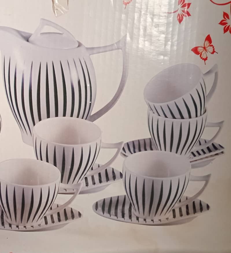 13 pieces  Tea Pot 0