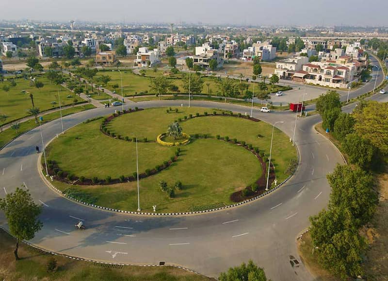 10 Marla Plot For Sale in Sector M6 Lake City Lahore. 10