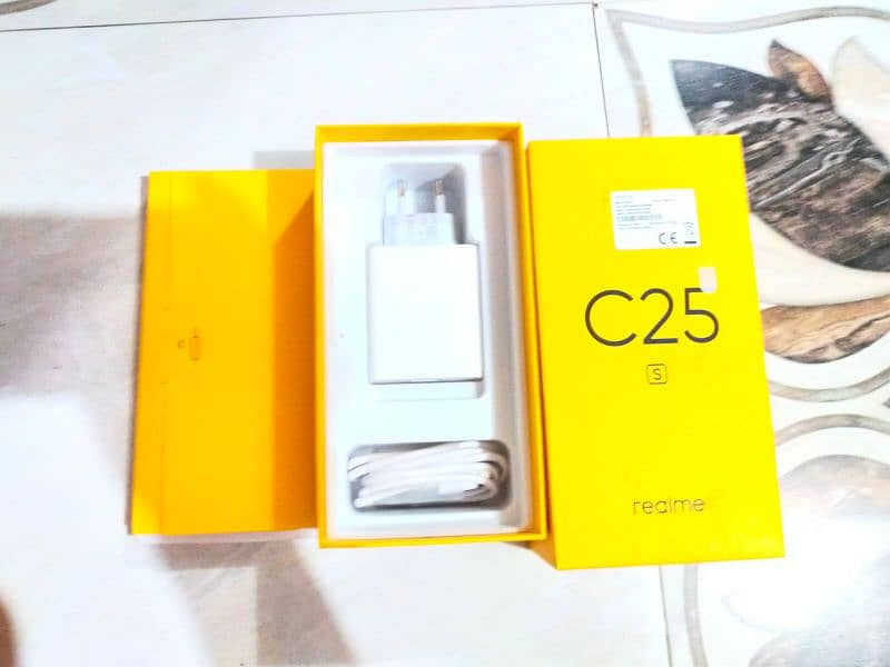 realme c25 s 3