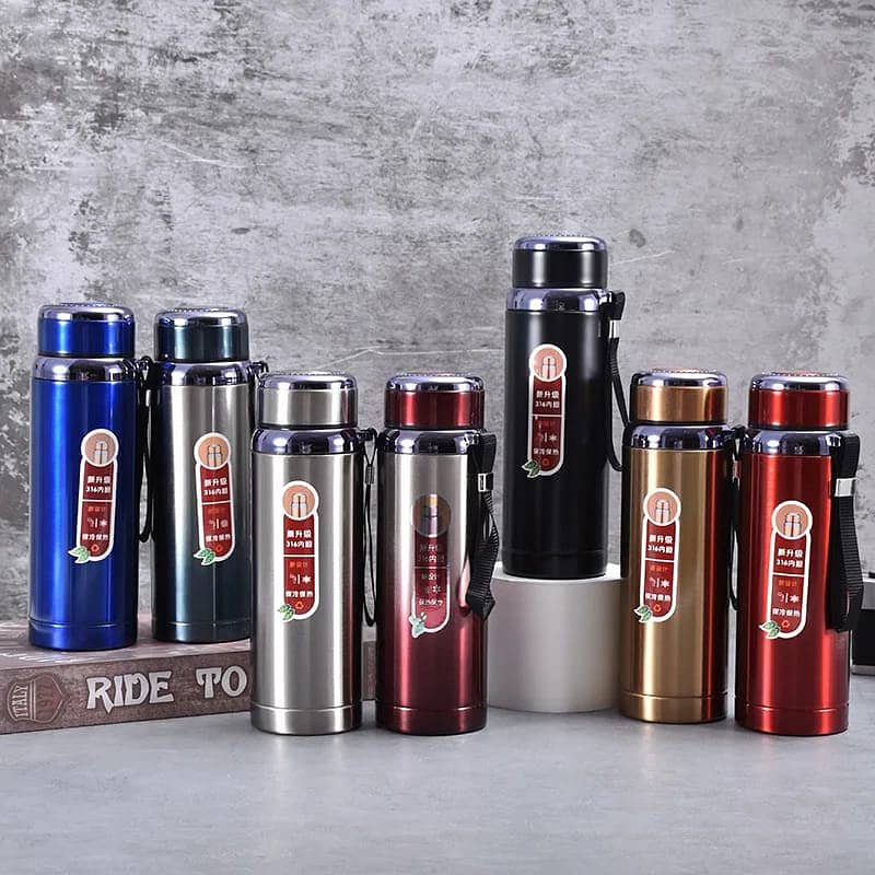 Stainless Steel, Glass and Plastic Water Bottles. 0