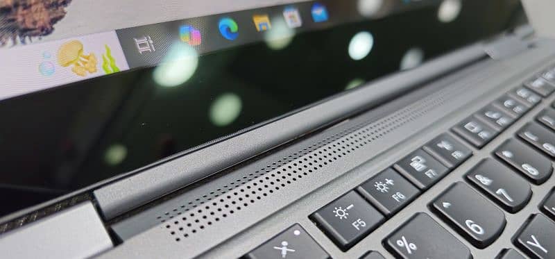 Lenovo ThinkPad X1 Yoga Gen 5 CORE I7 10TH generation Touch x360 8