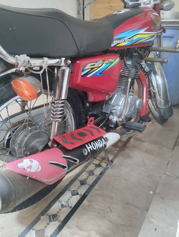 HONDA 125 ONE HAND USE Total JENION everything ok 2