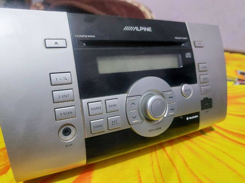 Suzuki Swift original Sound Player 0