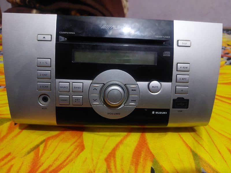 Suzuki Swift original Sound Player 2