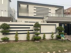 1 KANAL BRAND NEW HOUSE FOR SALE NEAR VALANCIA TOWN LAHORE.