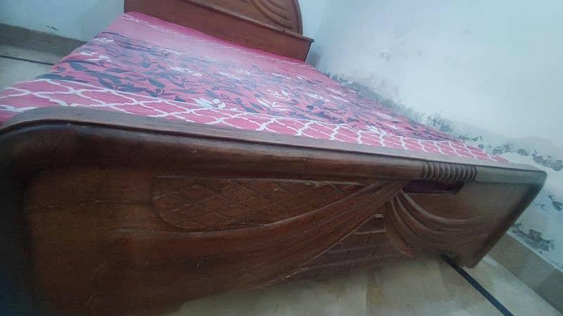 DOUBLE BED FOR SALE 3