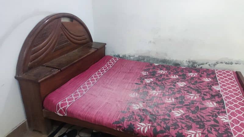 DOUBLE BED FOR SALE 4