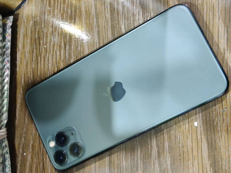 iphone 11 pro max 1