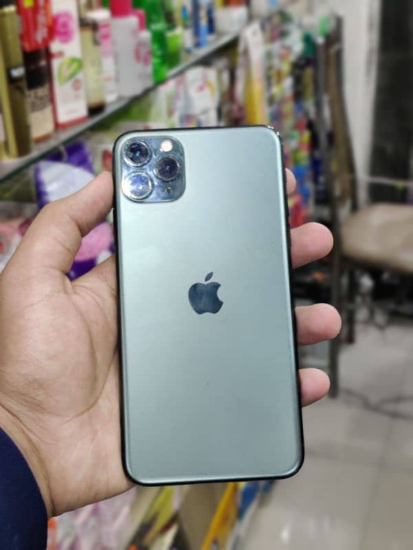 iphone 11 pro max 2