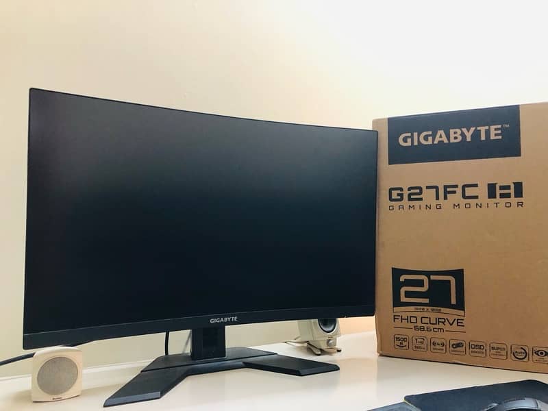 Complete Gaming Setup i7 10th Curved 165hz 3