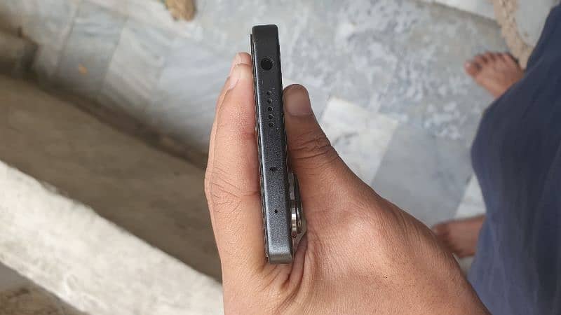 Xiaomi Redmi Note 13 pro 4