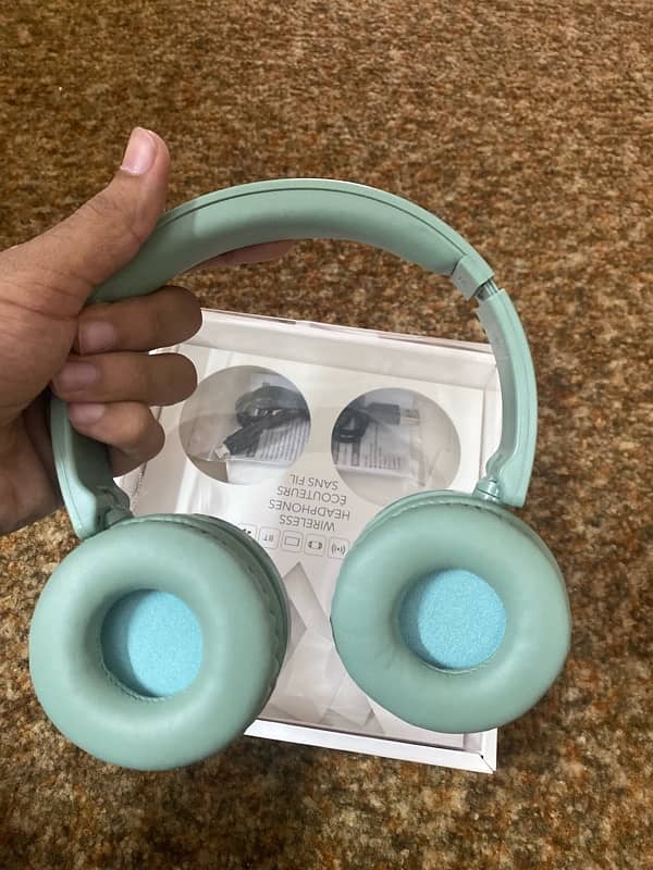 MINISO HEADPHONES 3